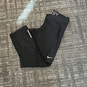 Nike dry fit capris tights